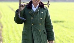 娱乐爆料大衣哥是谁,大衣哥究竟是谁？